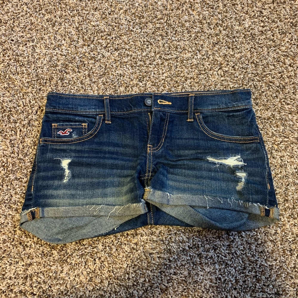 Women’s Hollister shorts